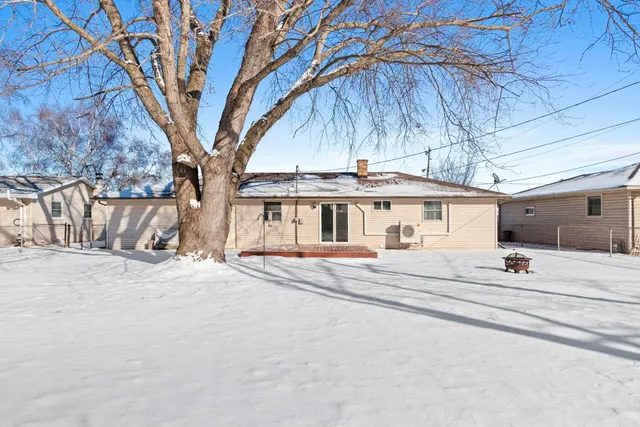 $249,900 | 1865 Bond Street, Green Bay, WI 54303