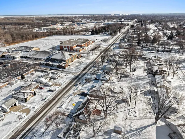 $249,900 | 1865 Bond Street, Green Bay, WI 54303