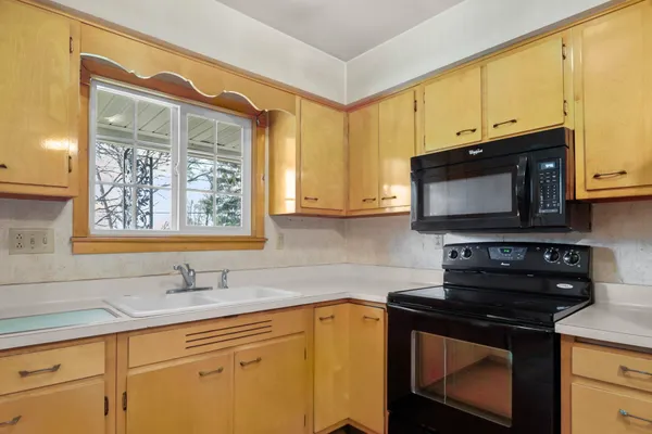 $295,000 | 2508 Rockport Road, Janesville, WI 53548