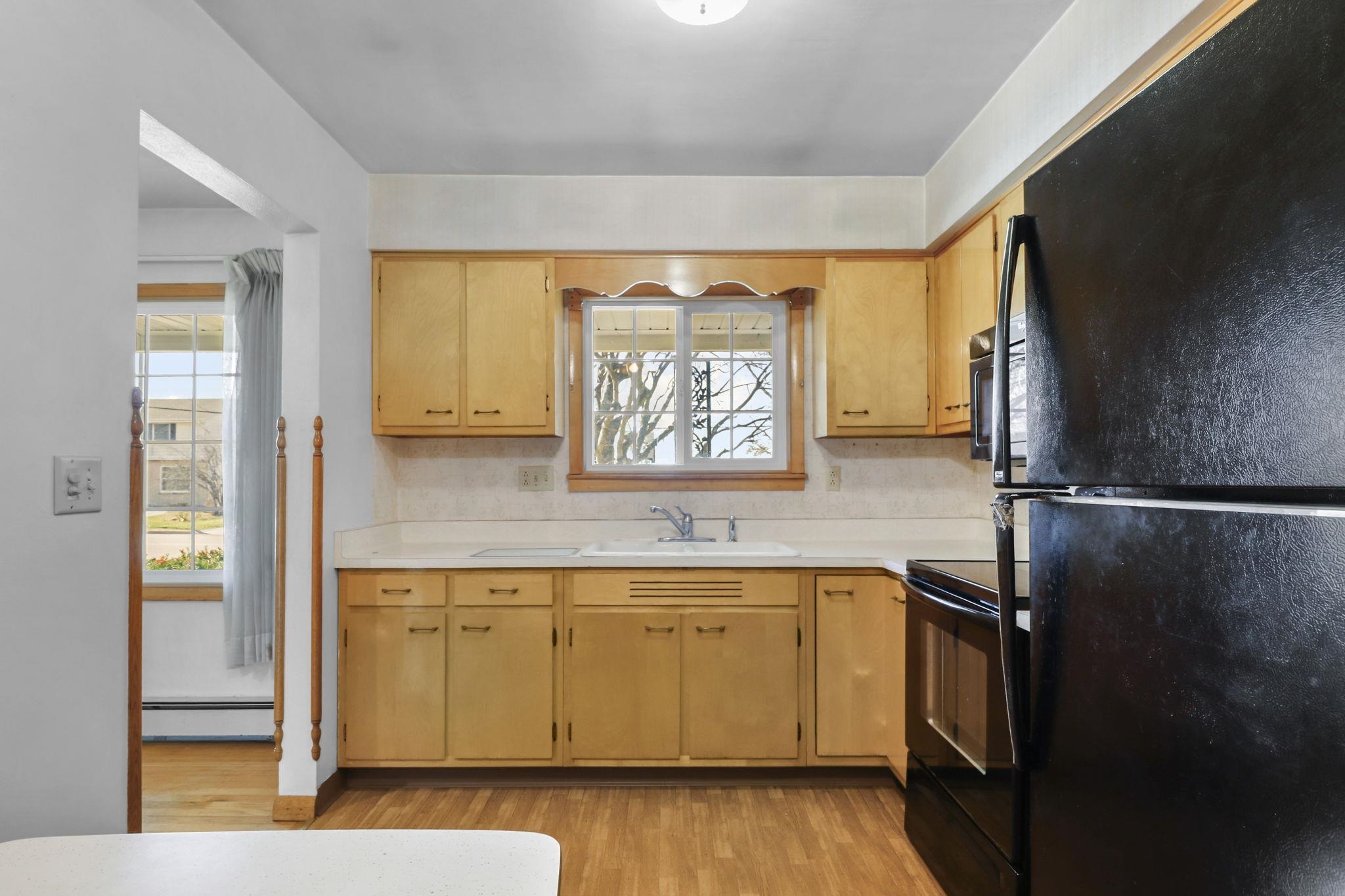 2508 Rockport Road Janesville, WI 53548 - Photo 5 of 27