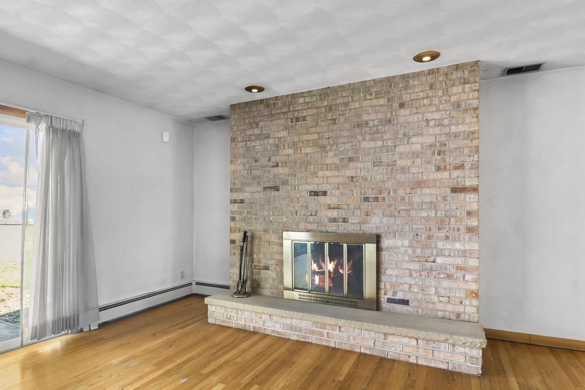 2508 Rockport Road Janesville, WI 53548 - Photo 7 of 27