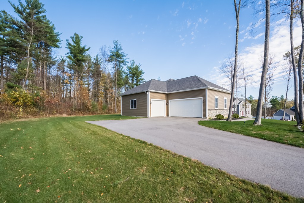 44 Jennings Road Charlton, MA 01507 - Photo 2 of 30 Gallery Image 2