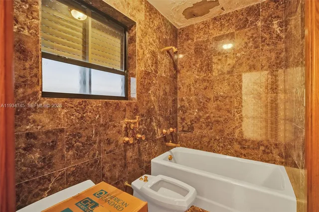 $1,700,000 | 366 West 12th Street, Hialeah, FL 33010