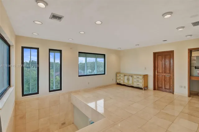 $1,750,000 | 366 West 12th Street, Hialeah, FL 33010