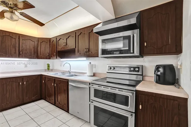 $1,700,000 | 366 West 12th Street, Hialeah, FL 33010