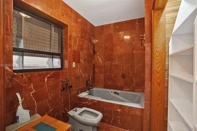 $1,750,000 | 366 West 12th Street, Hialeah, FL 33010