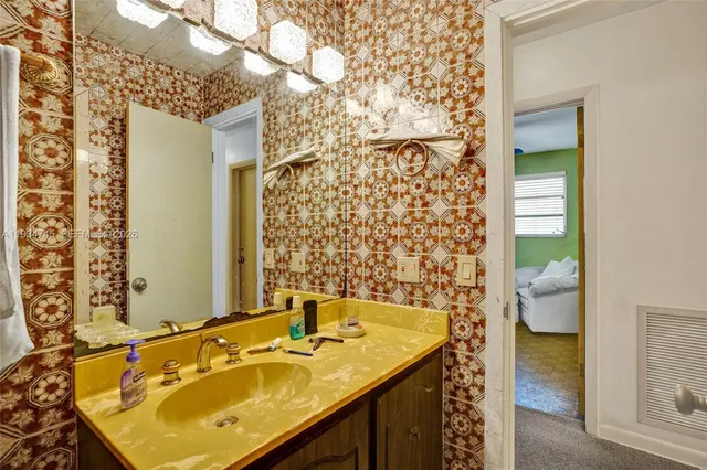 $1,700,000 | 366 West 12th Street, Hialeah, FL 33010