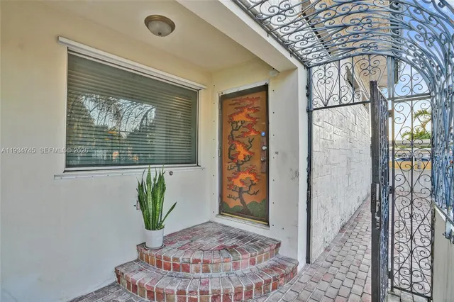 $1,700,000 | 366 West 12th Street, Hialeah, FL 33010