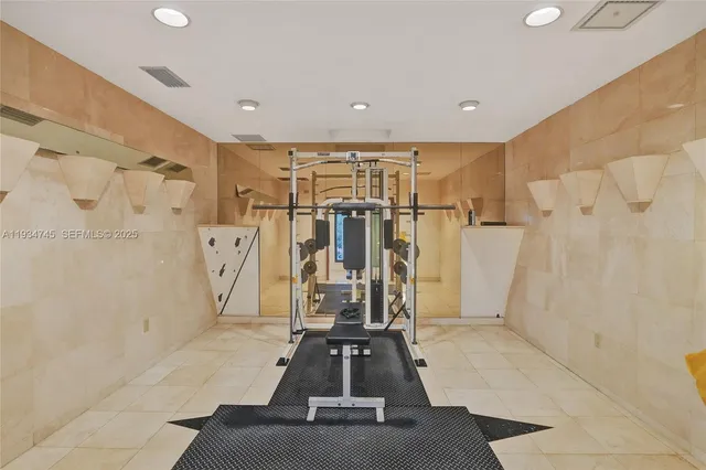 $1,750,000 | 366 West 12th Street, Hialeah, FL 33010