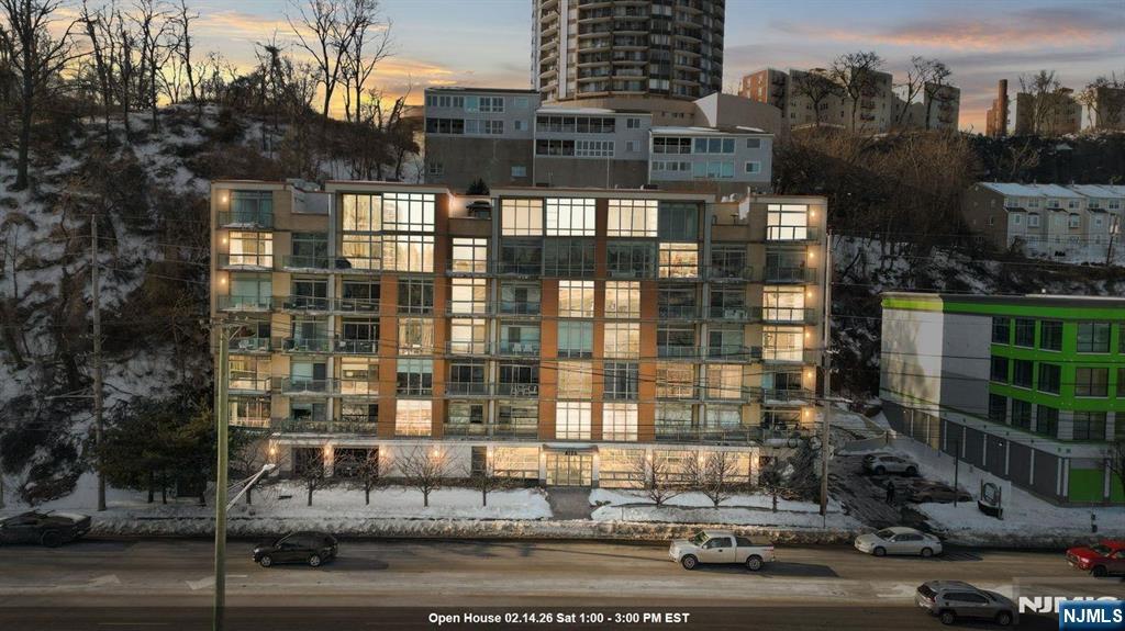 8125 River Road, Unit 4E North Bergen, NJ 07047 - Photo 30 of 35 a building view