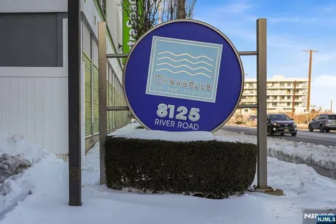 $1,079,000 | 8125 River Road, Unit 4E, North Bergen, NJ 07047