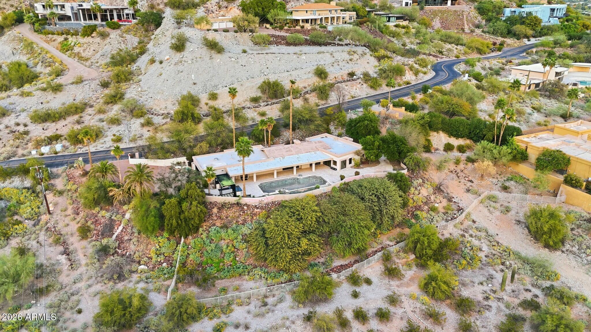 4021 East Lamar Road Paradise Valley, AZ 85253 - Photo 3 of 48 a view of a city