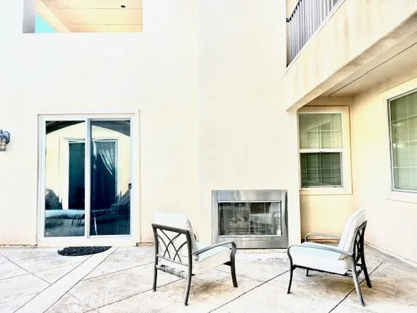$1,755,000 | 3374 Crosspointe Court, Simi Valley, CA 93065