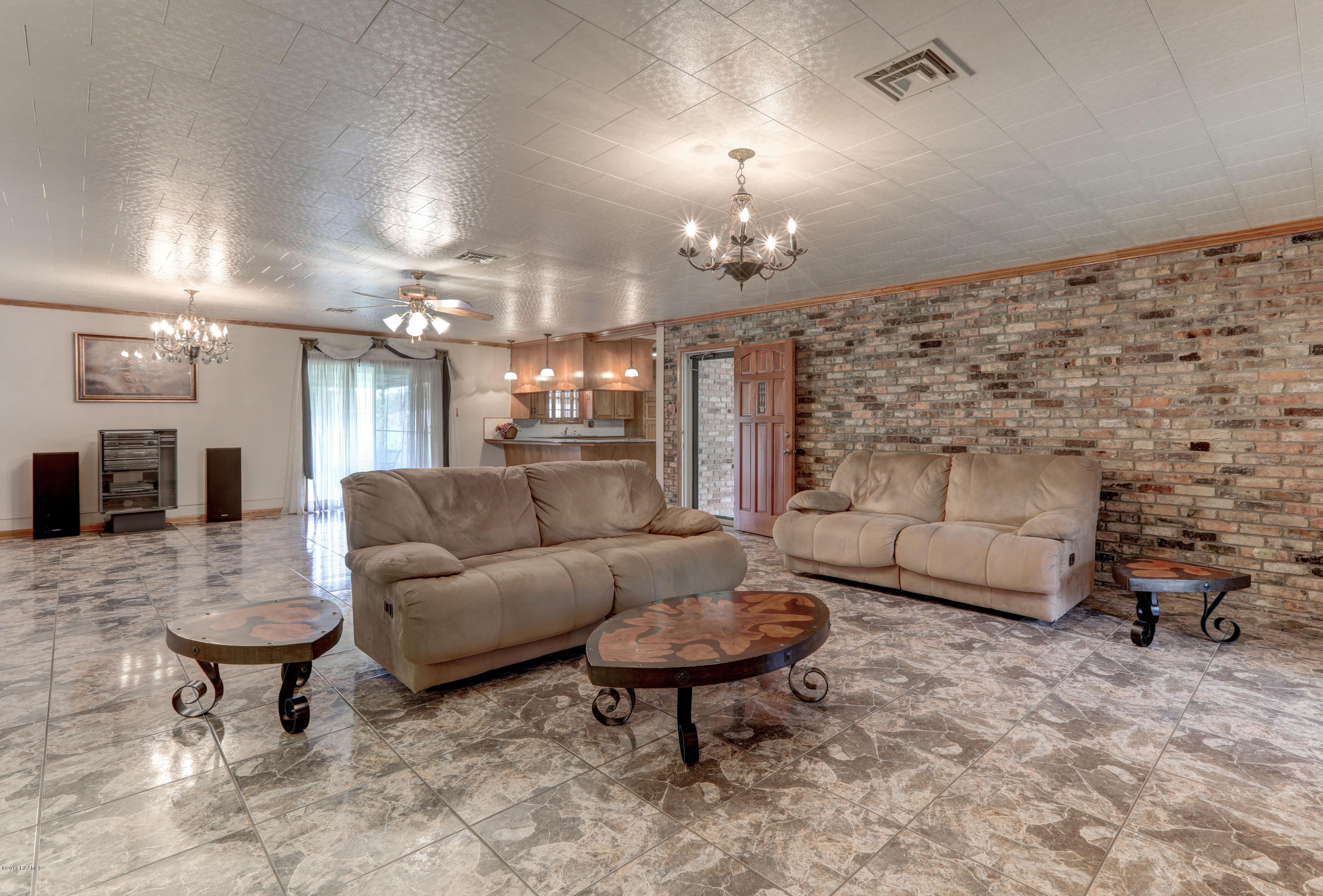 405 Kin Drive Delcambre, LA 70528 - Photo 7 of 26 Kin-8