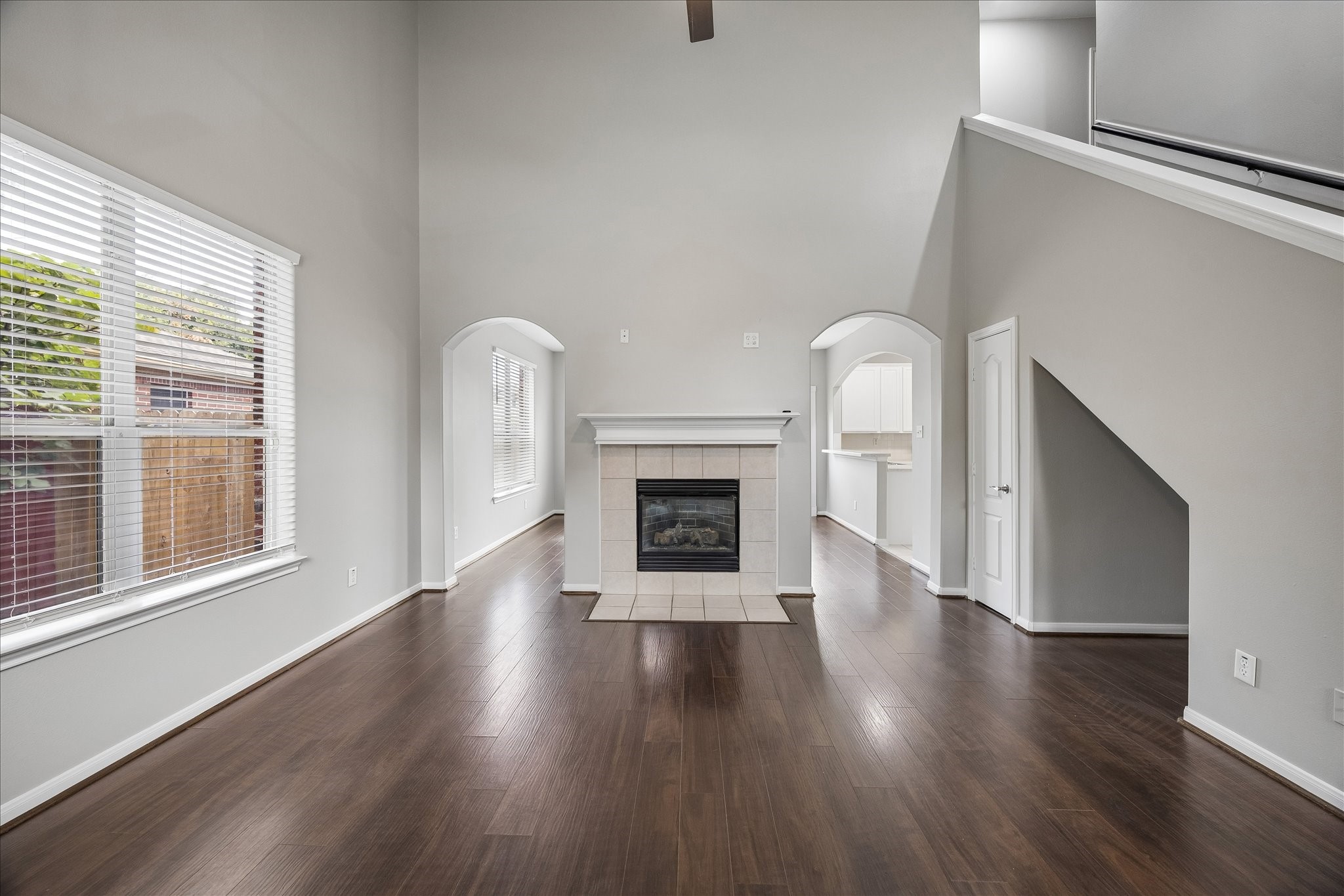 23226 Postwood Park Lane Spring, TX 77373 - Photo 2 of 28 Living room with gas fireplace