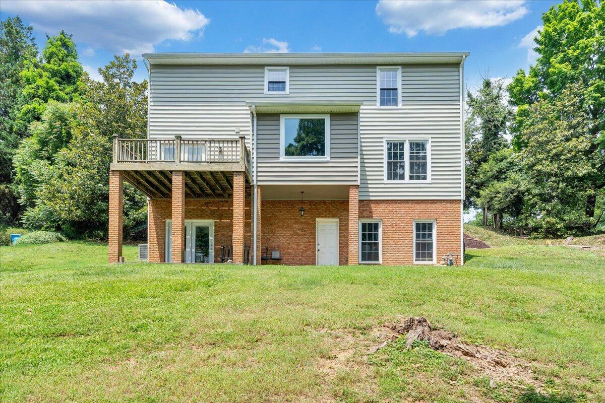 3702 Winding Way Road Southwest Roanoke, VA 24015 - Photo 45 of 80 045-MIB07468