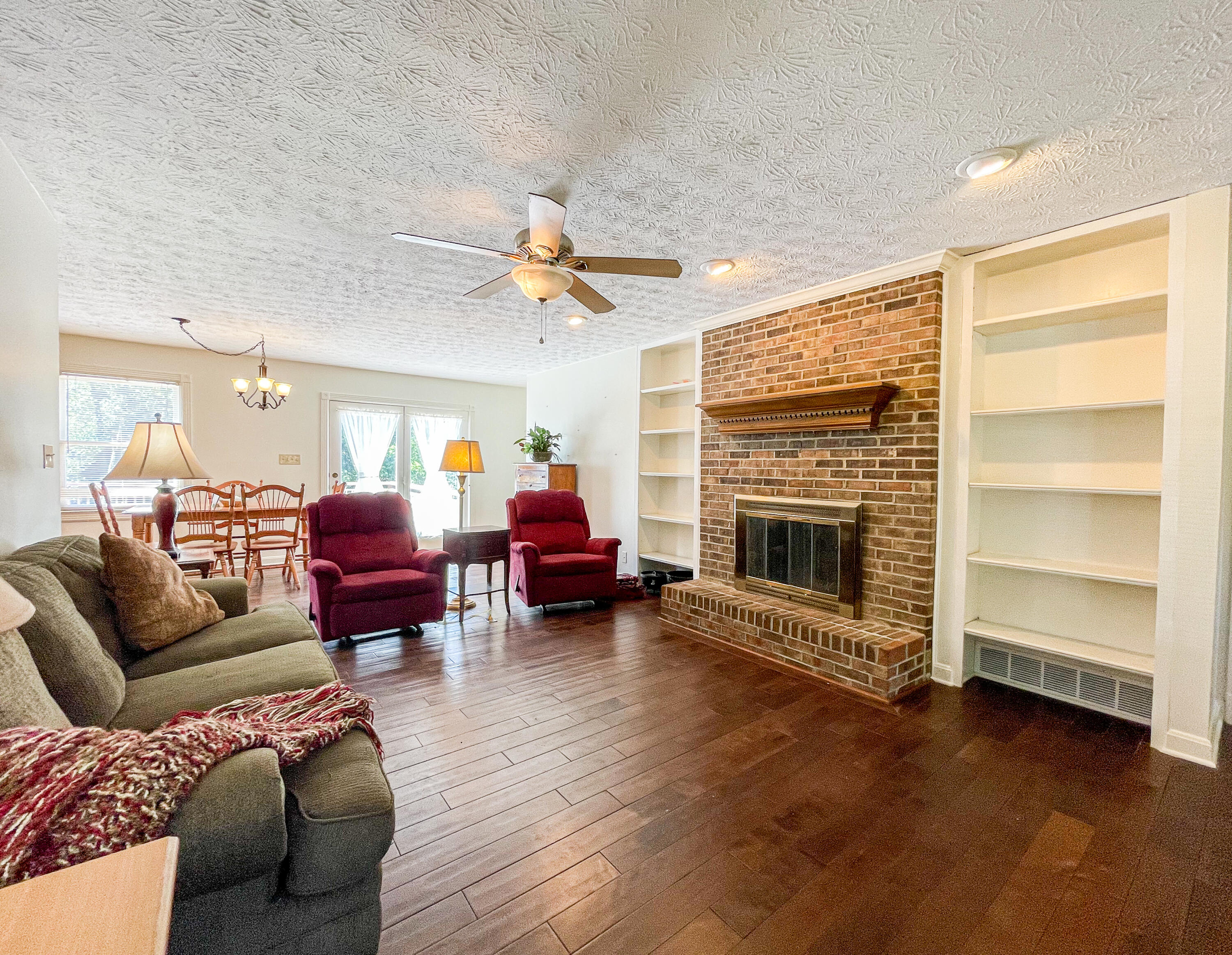 102 Spring Run Road Versailles, KY 40383 - Photo 4 of 21 1-6