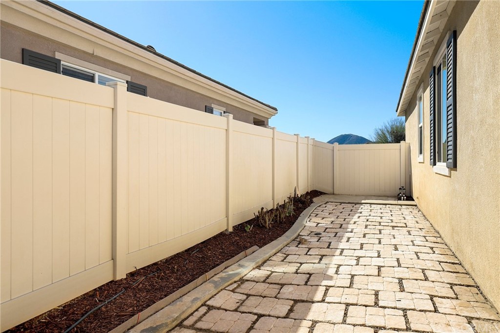 5266 Corte Cidra Hemet, CA 92545 - Photo 30 of 44
