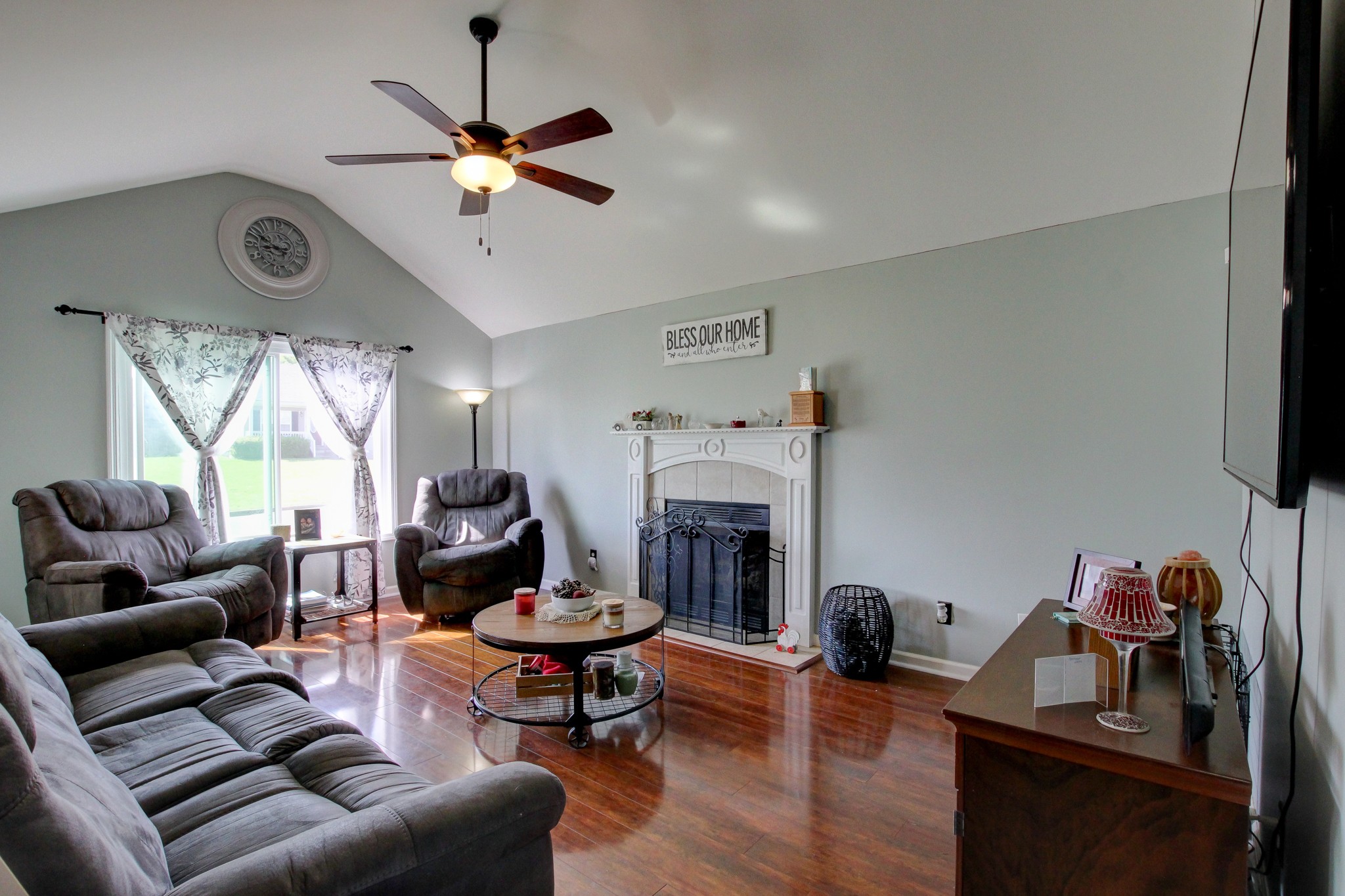 2907 Rome Lane Clarksville, TN 37040 - Photo 3 of 20 a living room with furniture and a fireplace