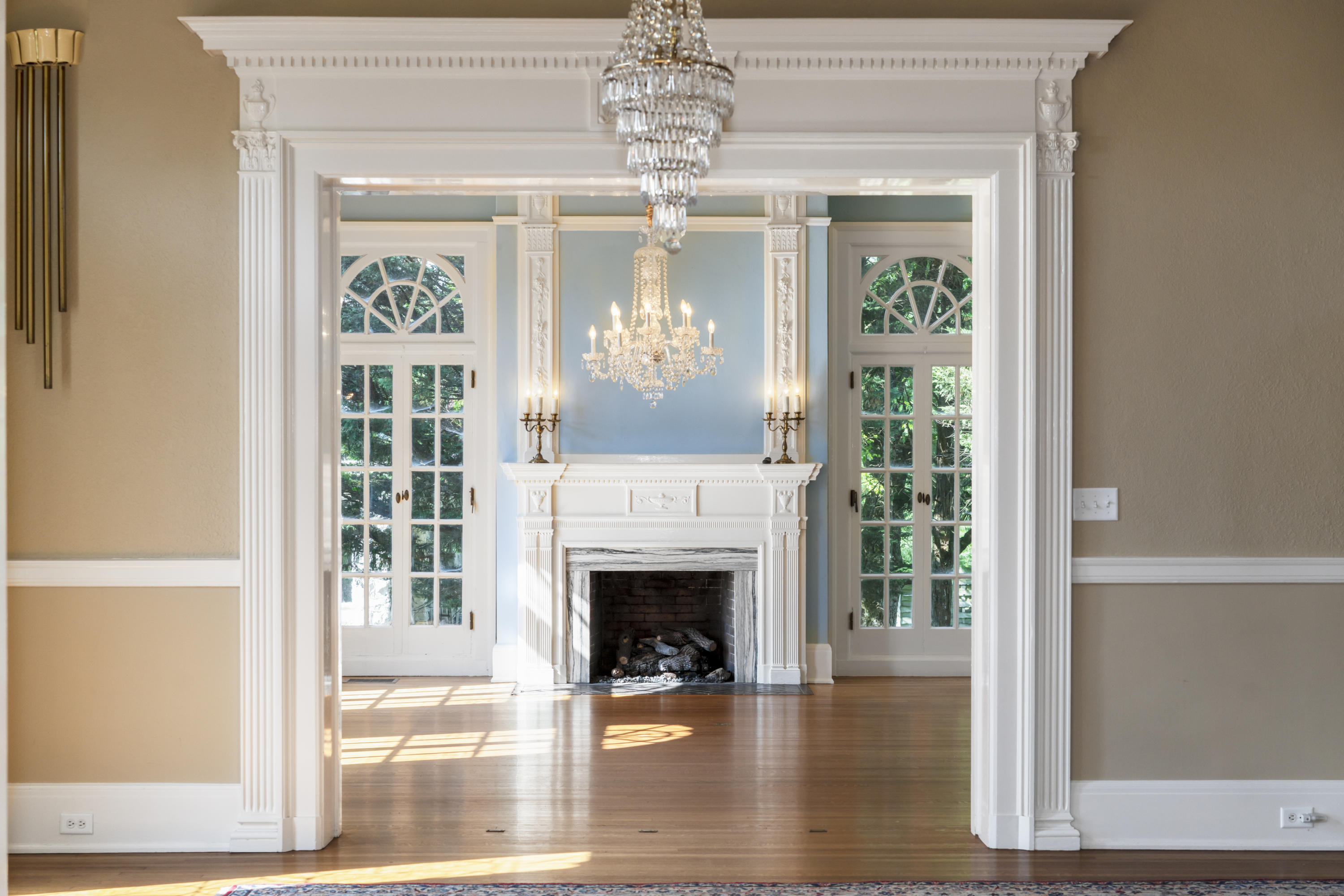 130 North Crest Road Chattanooga, TN 37404 - Photo 4 of 36 _DSC2338-Edit