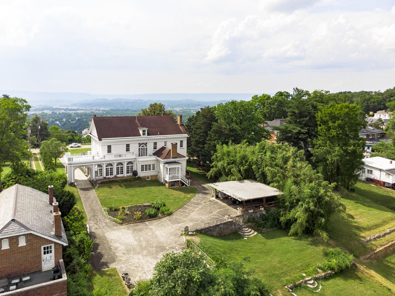 130 North Crest Road Chattanooga, TN 37404 - Photo 34 of 36 DJI_0855-Edit