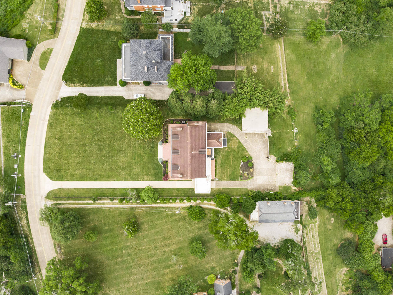 130 North Crest Road Chattanooga, TN 37404 - Photo 36 of 36 DJI_0883-Edit