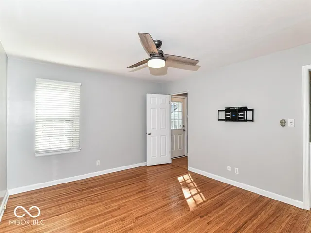 $2,100 | 2407 Baur Drive, Indianapolis, IN 46220