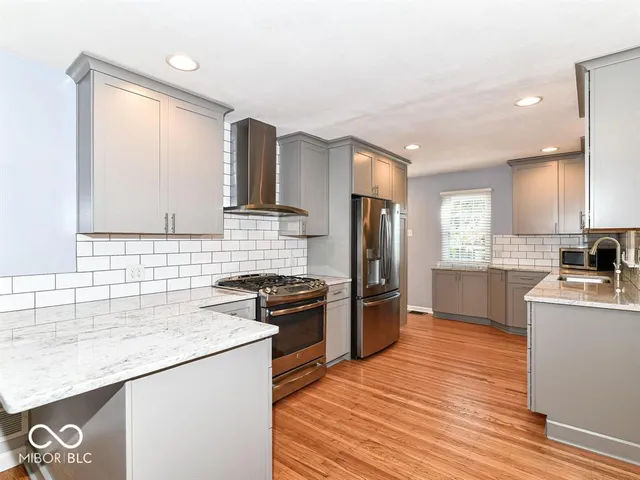 $2,100 | 2407 Baur Drive, Indianapolis, IN 46220