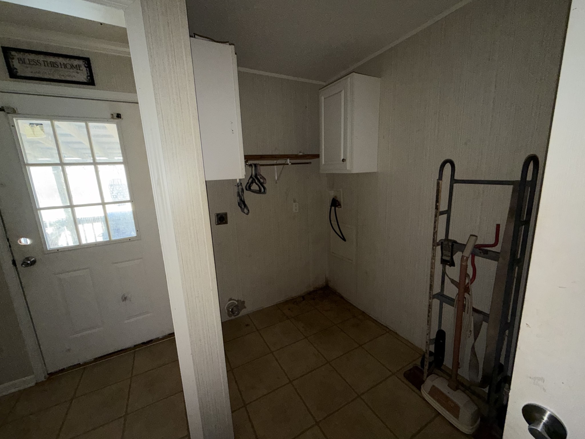 7010 Lynchburg Road Winchester, TN 37398 - Photo 16 of 22 a view of utility room