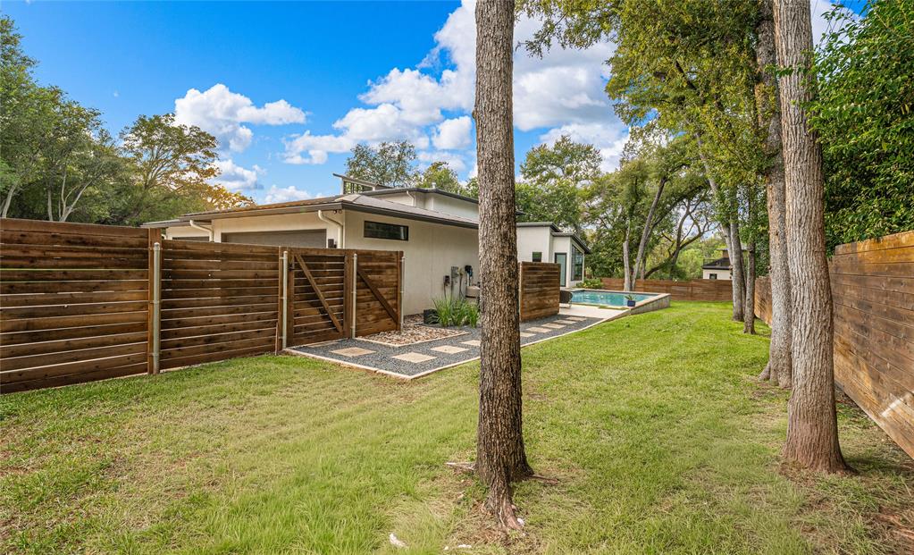 3317 Edward Drive Waco, TX 76708 - Photo 32 of 39 a view of a backyard with a tree
