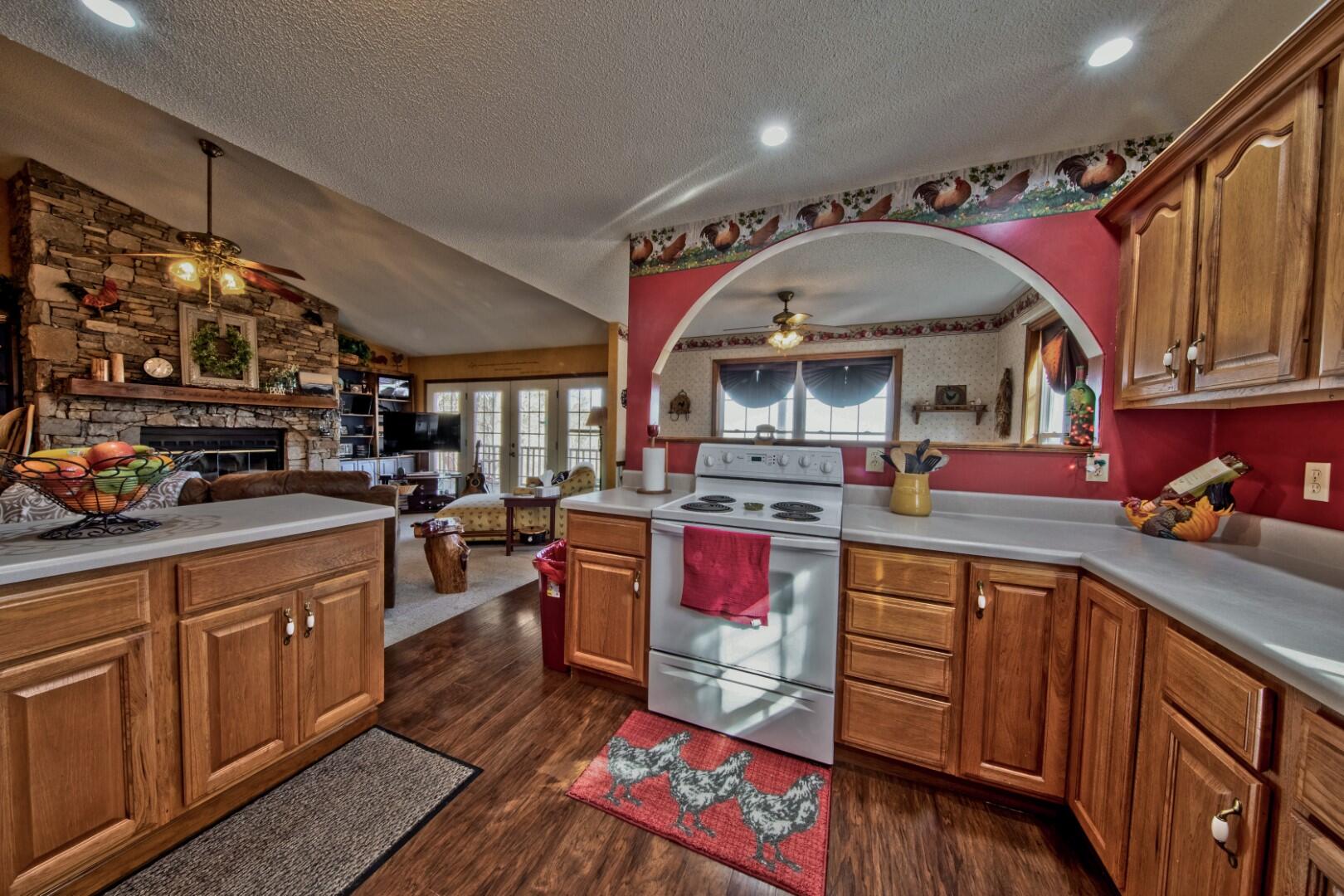 880 Home Pines Way Cosby, TN 37722 - Photo 16 of 40 14