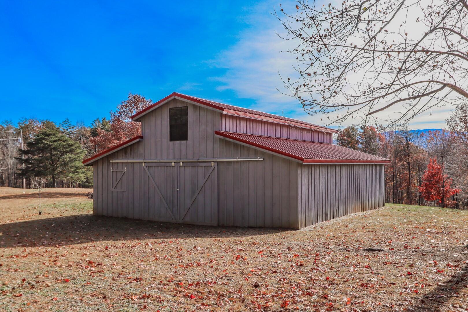 880 Home Pines Way Cosby, TN 37722 - Photo 32 of 40 32