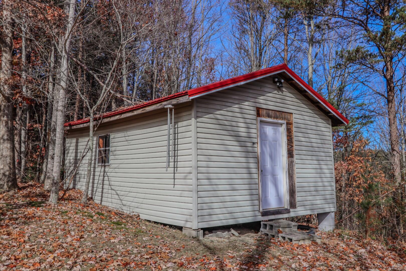 880 Home Pines Way Cosby, TN 37722 - Photo 36 of 40 34