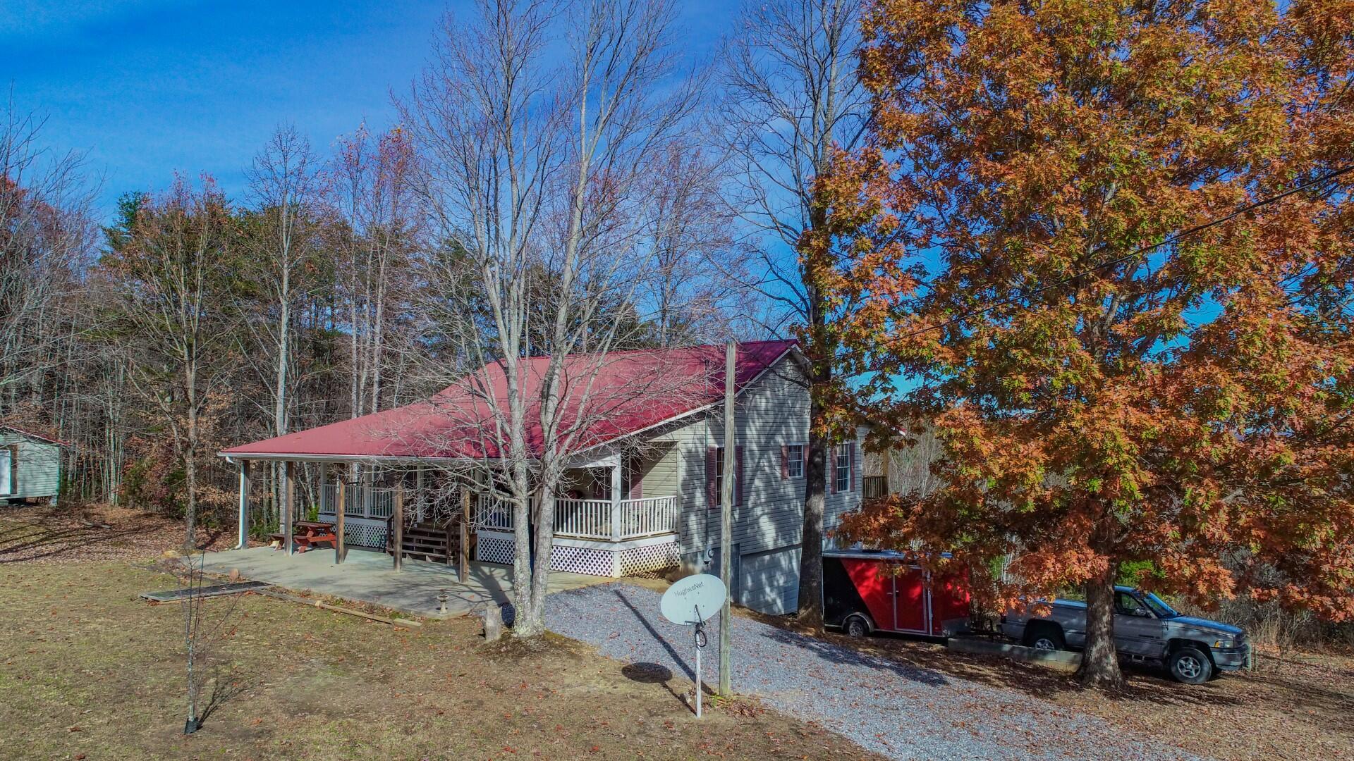 880 Home Pines Way Cosby, TN 37722 - Photo 6 of 40 3