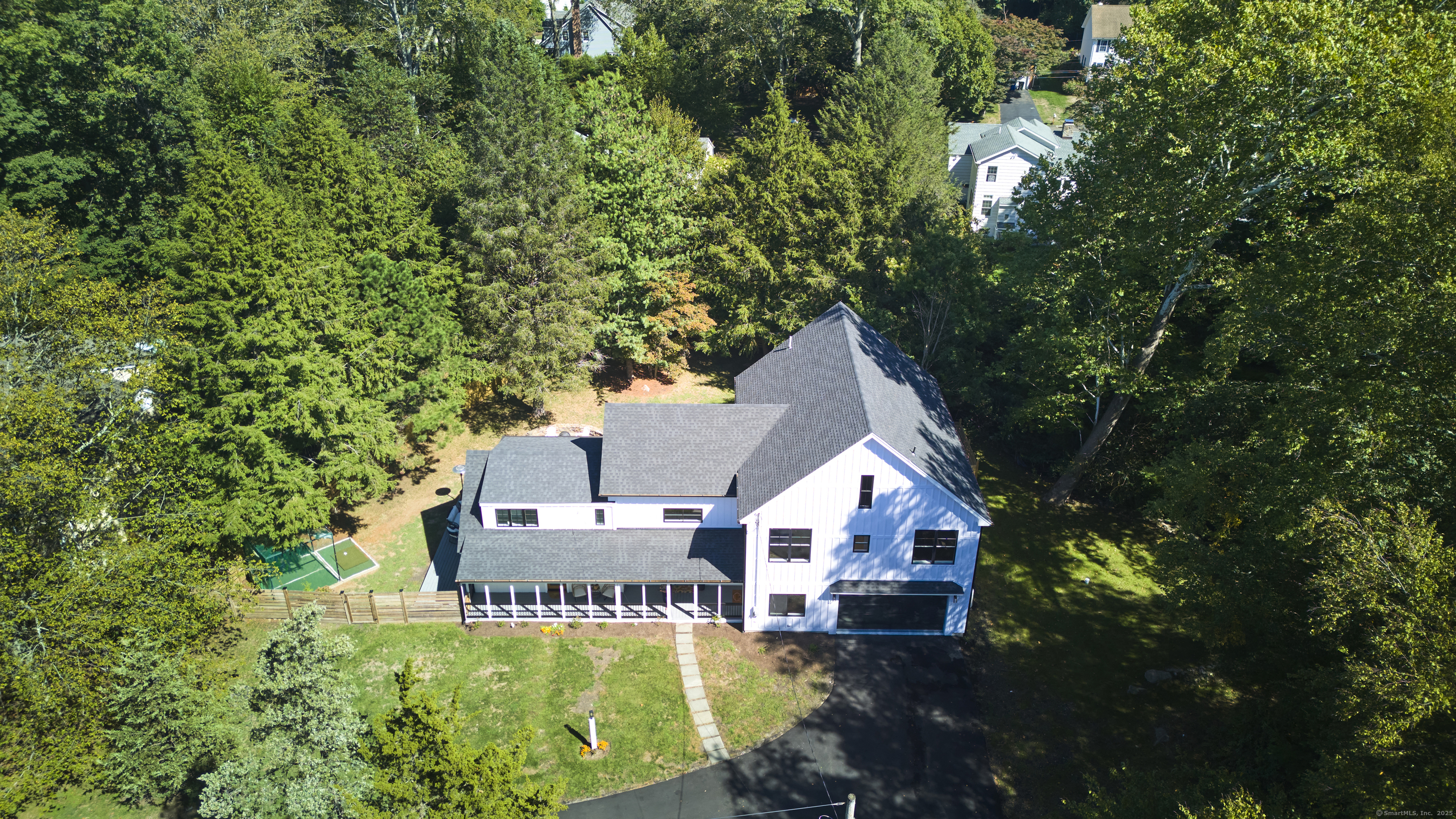 1207 Stillson Road Fairfield, CT 06824 - Photo 37 of 39 an aerial view of a house
