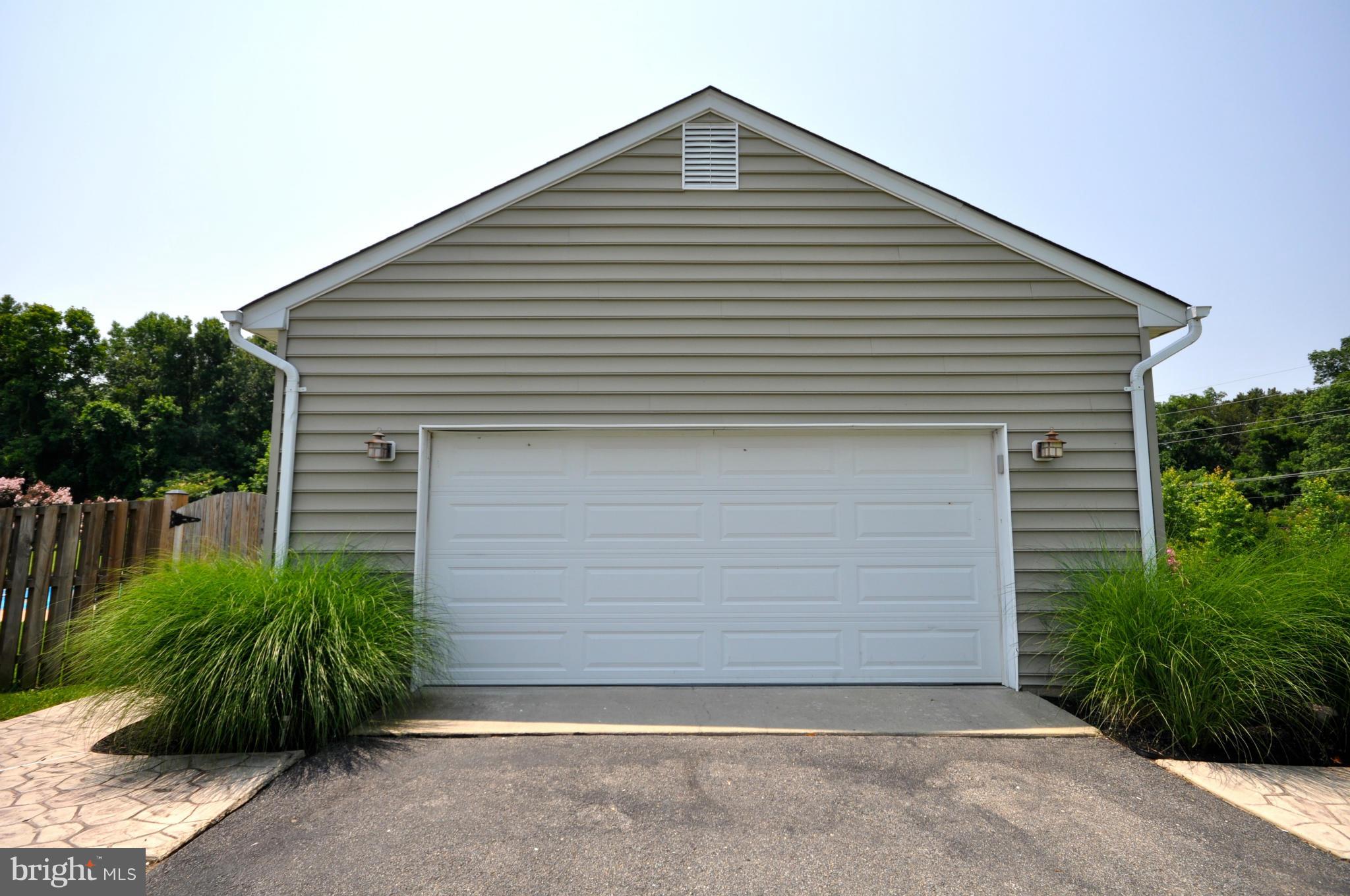 390 Bowie Shop Road Huntingtown, MD 20639 - Photo 4 of 21 Exterior (General)
