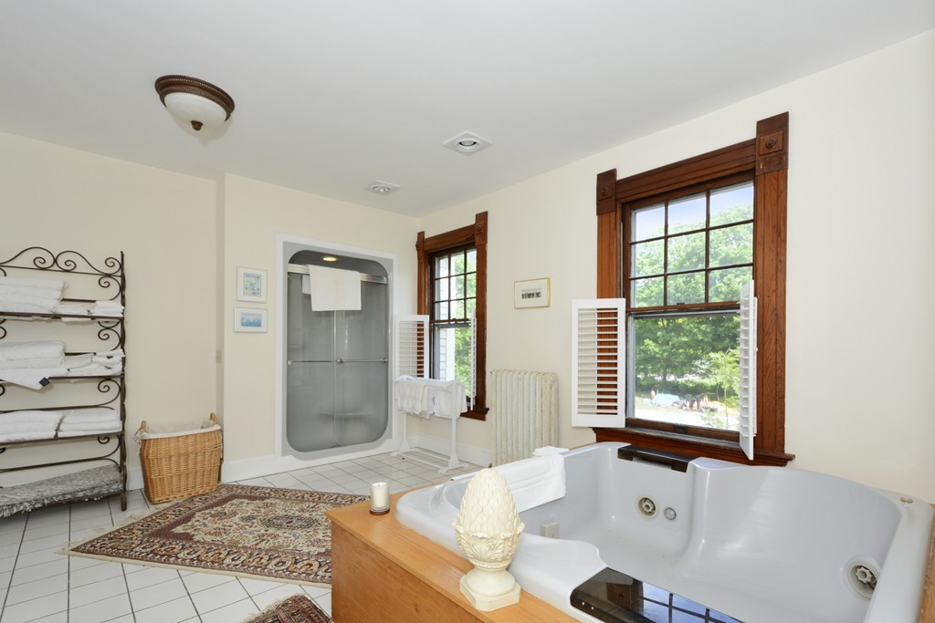 297 Greeley Street Clinton, MA 01510 - Photo 14 of 32 Gallery Image 14