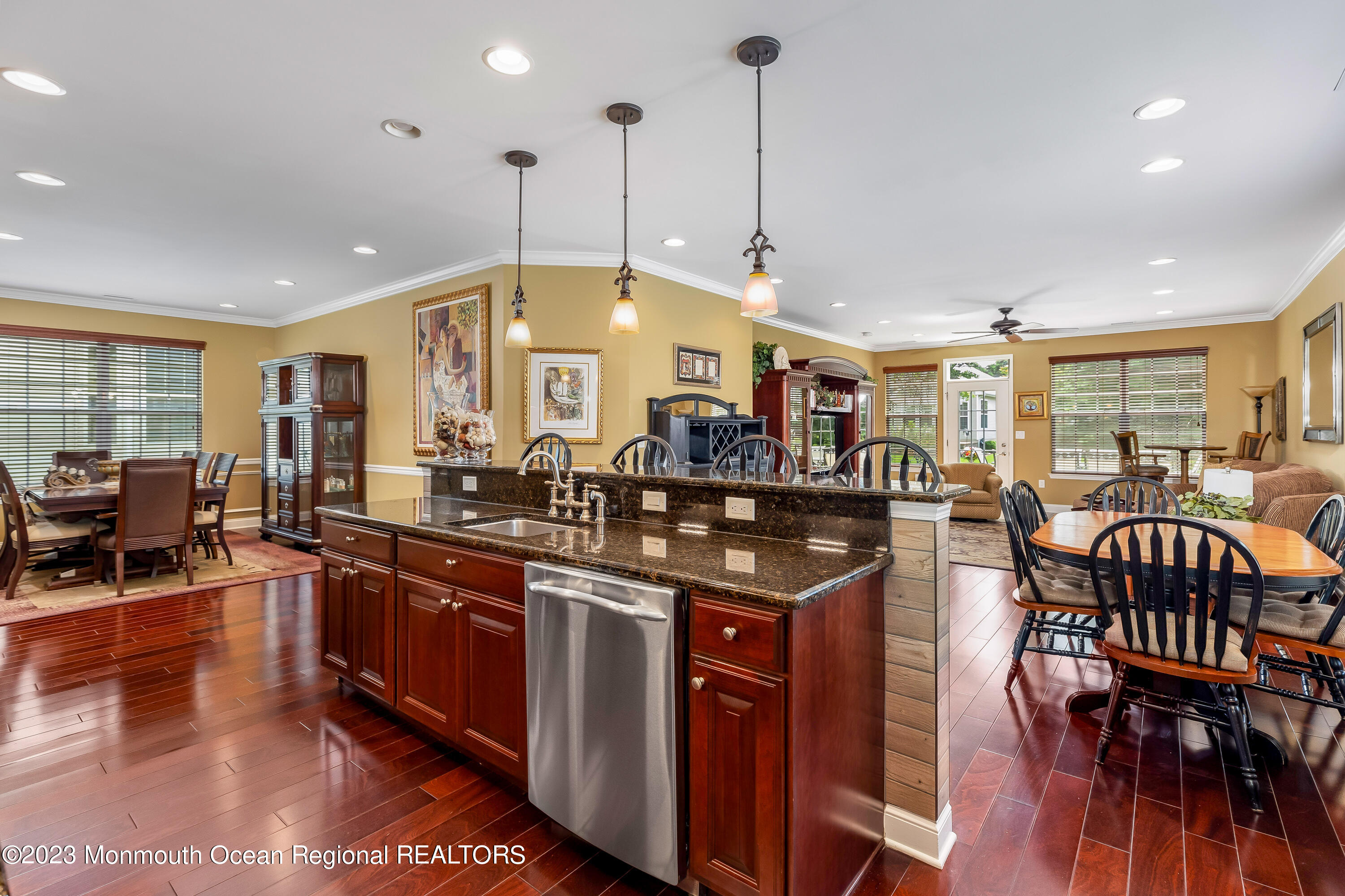8 Criollo Road Manalapan, NJ 07726 - Photo 8 of 22 8 Criollo rd-7