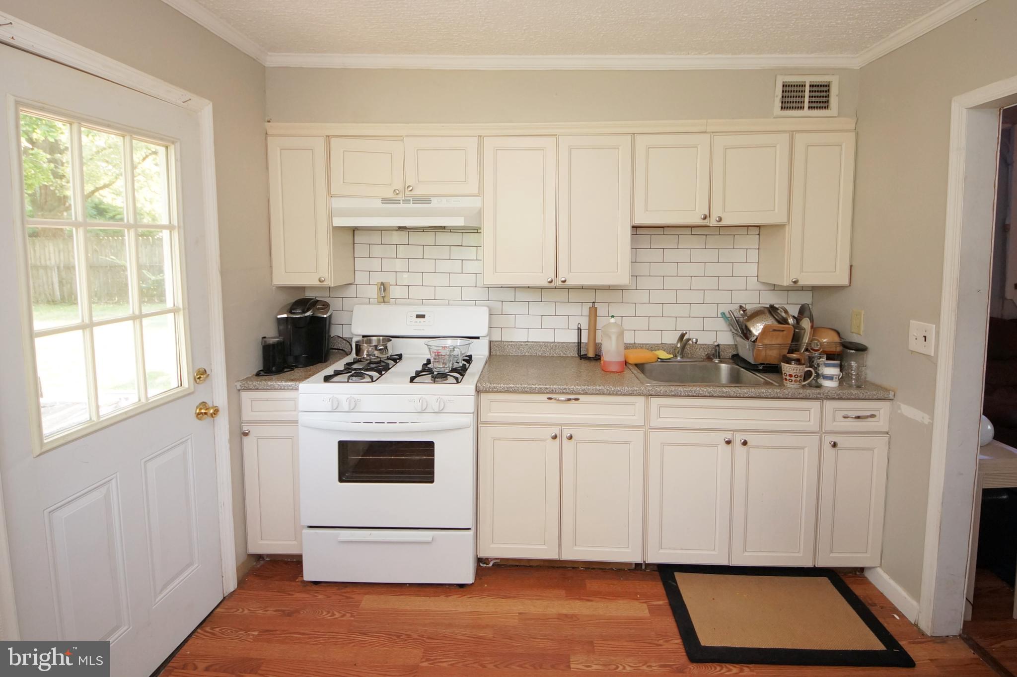 120 Rutledge Avenue Ewing, NJ 08618 - Photo 4 of 8 Kitchen