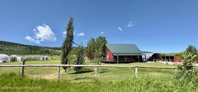 $599,000 | 522 East L Clark Lane, Smoot, WY 83126