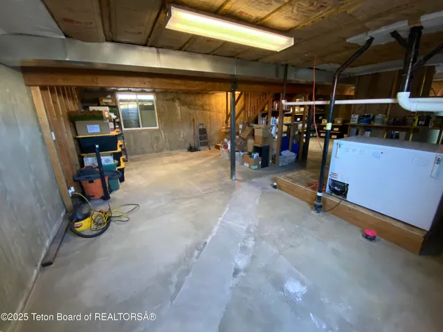 $599,000 | 522 East L Clark Lane, Smoot, WY 83126