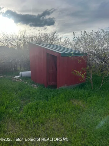 $599,000 | 522 East L Clark Lane, Smoot, WY 83126