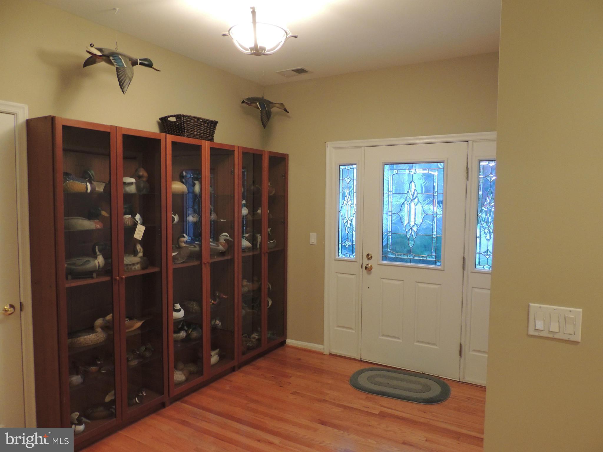 3602 Branhum Road Edgewater, MD 21037 - Photo 9 of 19 Foyer Entrance
