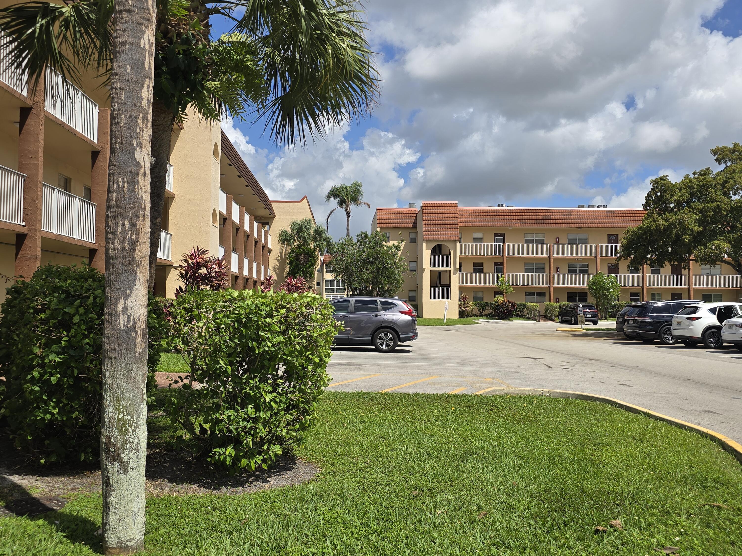 2881 North Pine Island Road Sunrise, FL 33322 - Photo 1 of 25 sl - exterior