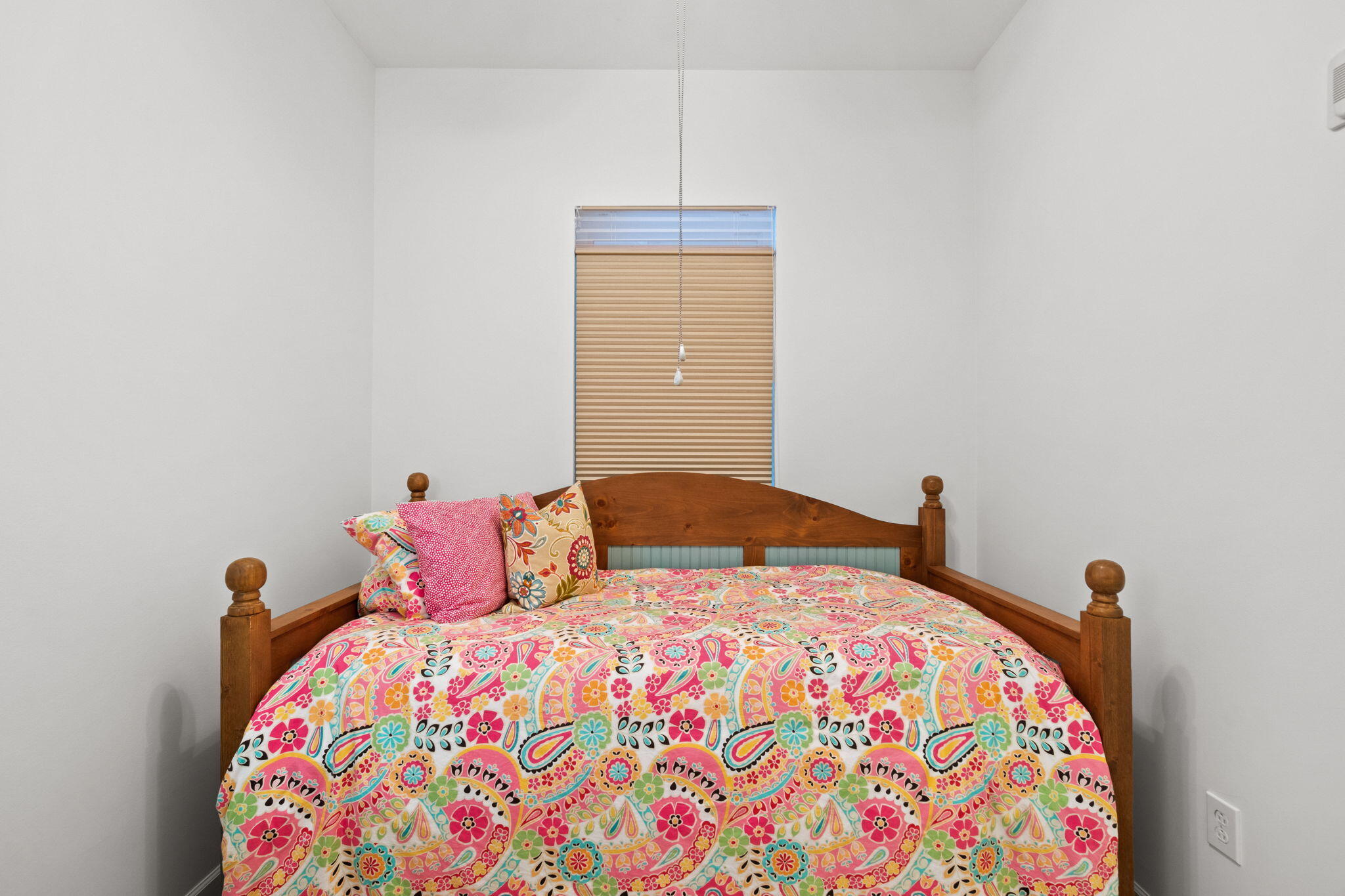 231 Somerset Bridge Road, Unit 2101 Santa Rosa Beach, FL 32459 - Photo 24 of 48 a bedroom with a bed and a window