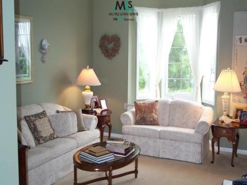 4600 Chatford Court Rochester, MI 48306 - Photo 3 of 9 843599-2.JPG
