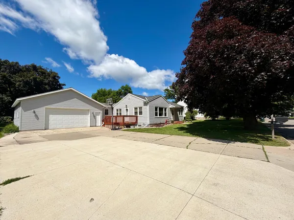 $230,000 | 404 2nd Street South, Grove City, MN 56243