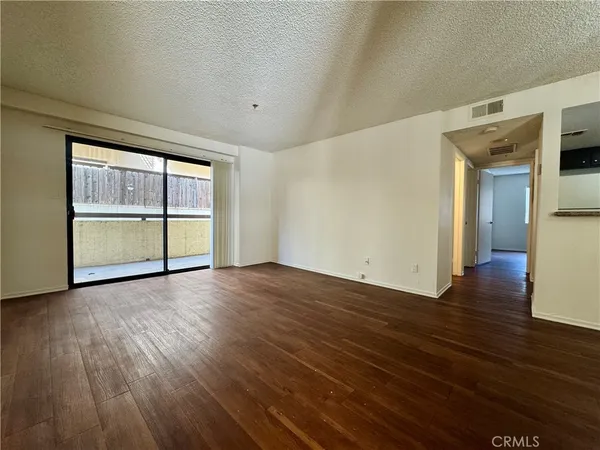 $2,780 | 987 East Del Mar Boulevard, Unit 7, Pasadena, CA 91106