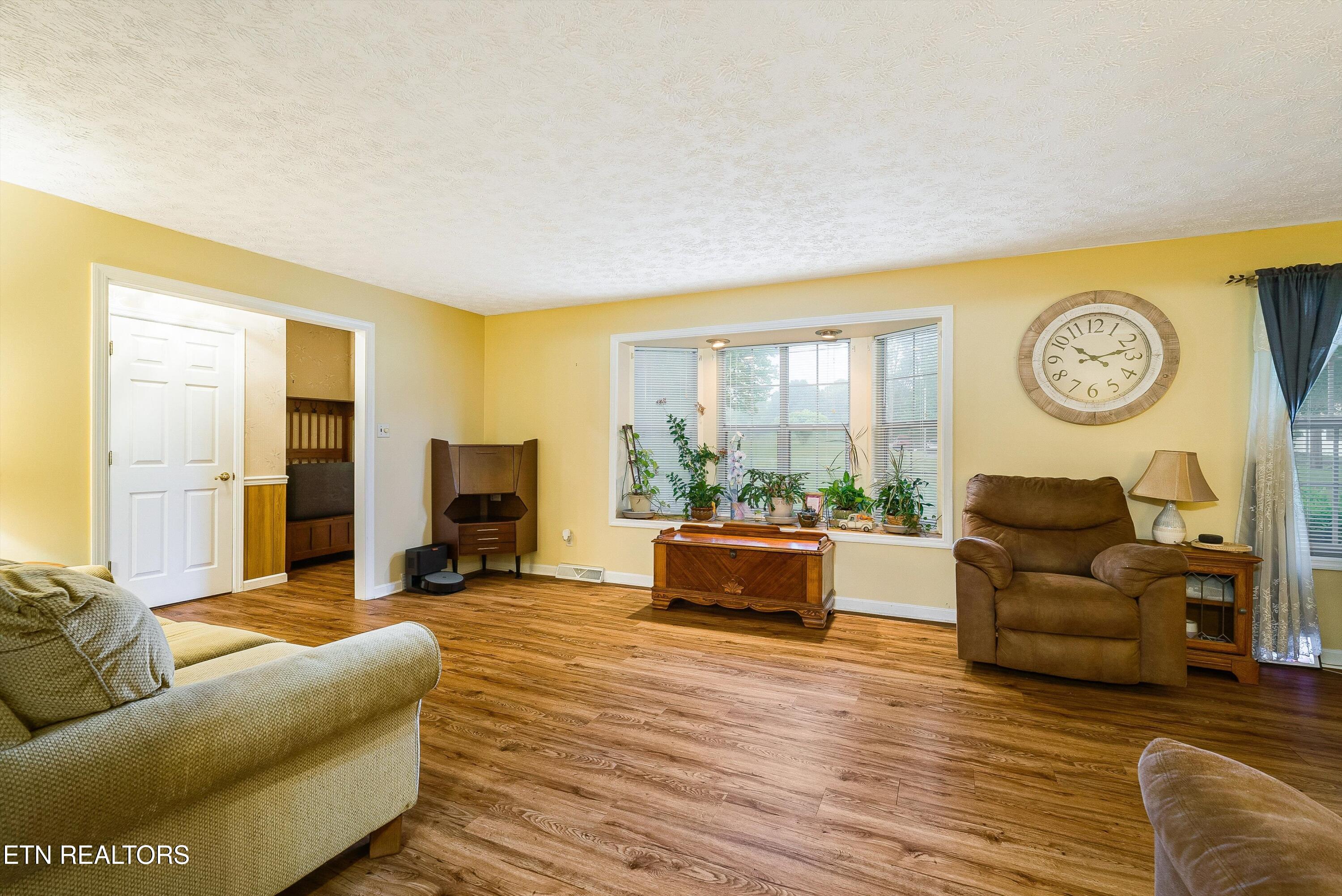 905 North E End Road Strawberry Plains, TN 37871 - Photo 24 of 57 27-905NE_EndRd-27