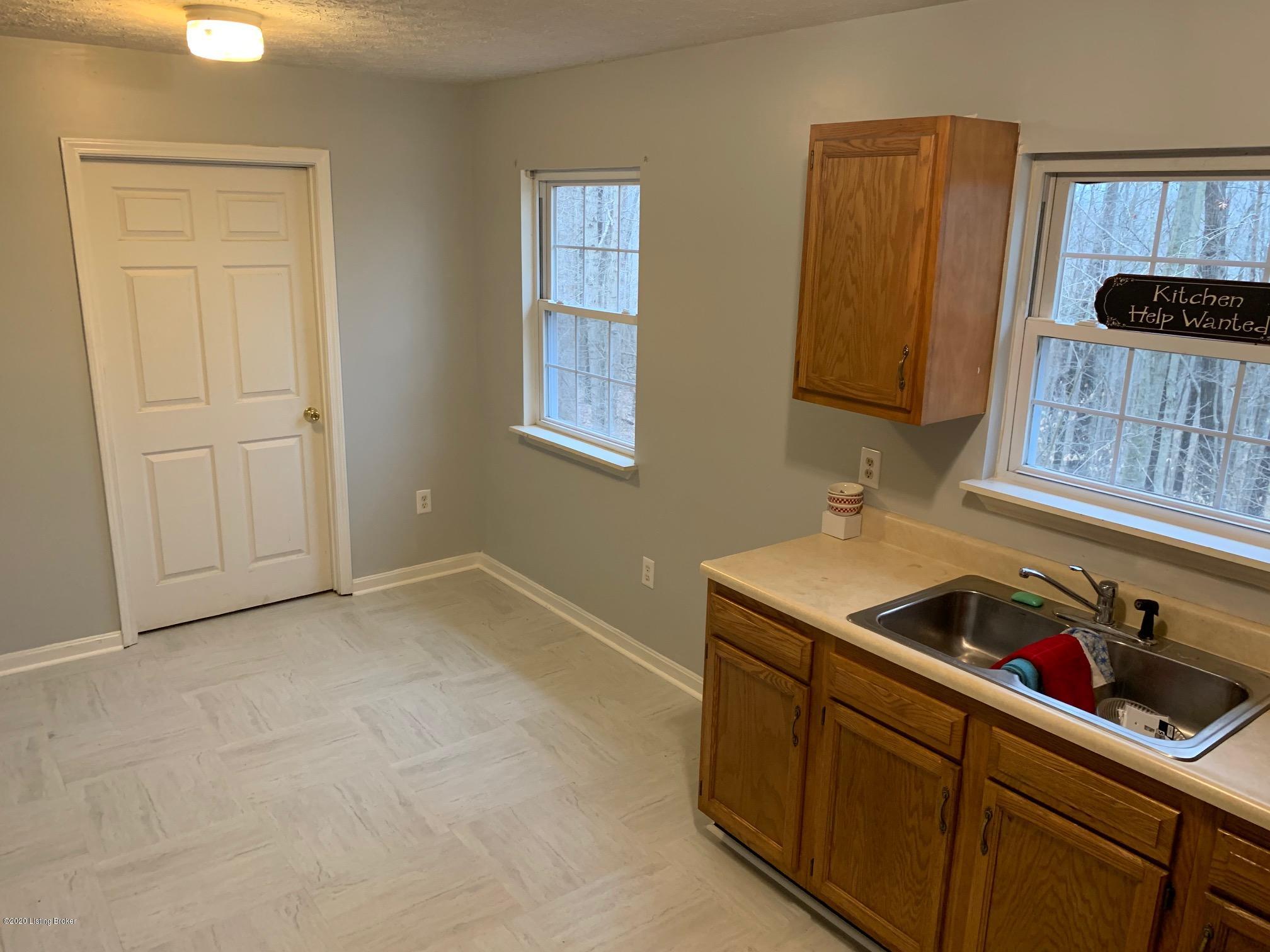836 Applejack Road Payneville, KY 40157 - Photo 5 of 18 IMG_4786